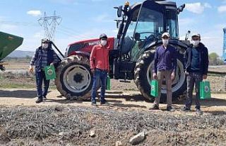Elbistan Ziraat Odası, çiftçilere maske ve eldiven...