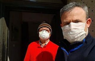 Emekli maaşını ve bayram ikramiyesini kampanyaya...