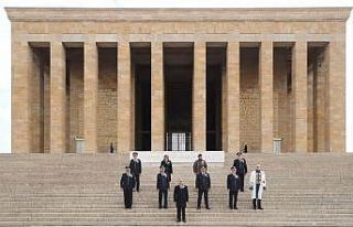 Emniyet Genel Müdürü Aktaş, Anıtkabir’i ziyaret...