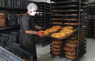 Erciş Belediyesi Ramazan pidesinin tanesi 1 lira...