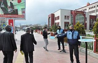 Erciş Belediyesinden korona virüsüne karşı bilgilendirme...