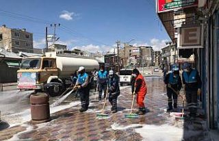 Erciş’te dezenfekte işlemleri sokağa çıkma...