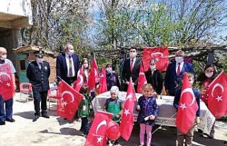 Erfelek protokolü Nisanur’un doğum gününü kutladı