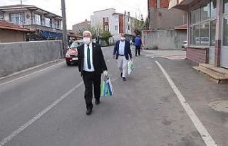 Ergene Belediyesi maske dağıtımlarına devam ediyor