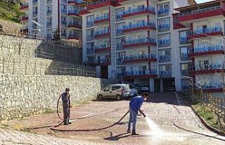 Ermenek’te bir apartman karantinaya alındı