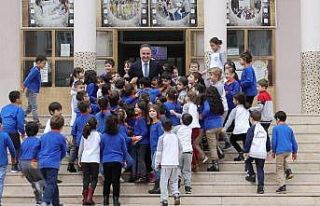 Esen: “23 Nisan’ı evlerimizde ve tüm medya olanaklarıyla...