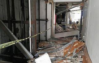 Esenyurt’ta patlamanın meydana geldiği daire,...