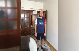 Evde maraton koştu