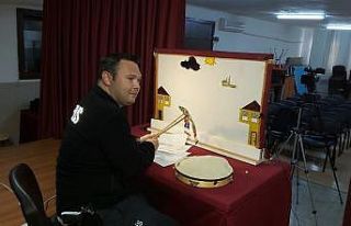 Evde uzaktan eğitim ’Hacivat-Karagöz’ ile şenlendi