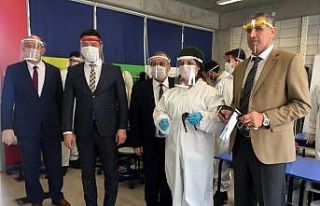 Eyüpsultan’da öğretmenlerden sağlık çalışanları...