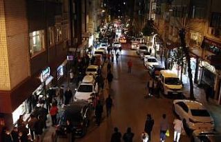 Fatih’te araç ve insan yoğunluğu drone ile havadan...