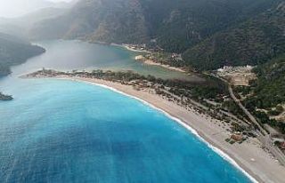Fethiye’de sahil ve meydanlar boş kaldı