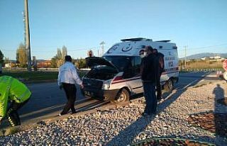 Gediz’de trafik kazası: 1’i ağır 4 yaralı