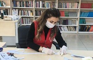 Gençlik Merkezinden sağlık çalışanları için...