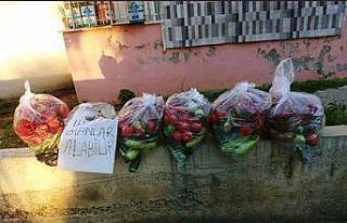 Gizli hayırseverden sebze yardımı