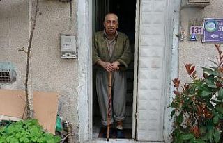 Gönüllere taht kuran Burhan amca hastaneye kaldırıldı