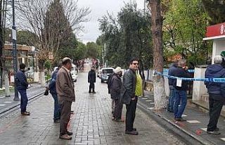 Gördes’te banka ve ATM’lerde bir metre kuralı