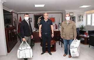 Gurbetçi iş insanları Devrek’e 20 bin adet maske...