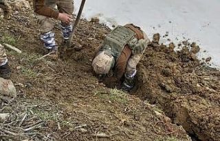 Hakkari’de uyuşturucu yapımında kullanılan malzemeler...