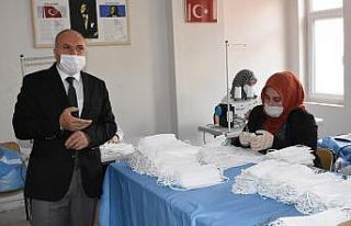 Halk eğitim merkezileri günlük 20 bin maske üretiyor