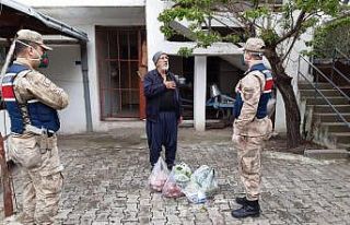 Hatay’da 65 yaş üstü vatandaşların yardımına...