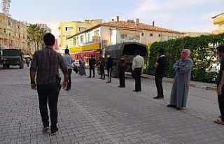 Hatay’da Suriyelilerin ATM kuyruğu