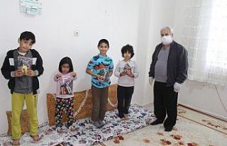 Hayırsever iş adamı Duman çocukları unutmadı