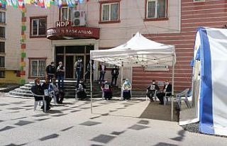 HDP önündeki ailelerin evlat nöbeti 228. gününde