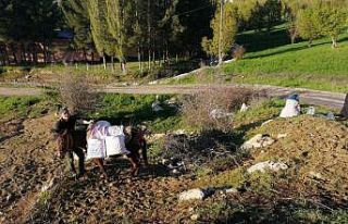 Heyelan köylülerin susuz kalmasına neden oldu