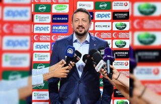 Hidayet Türkoğlu’ndan 23 Nisan mesajı