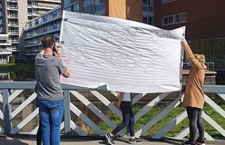 Hollanda’da huzurevinde kalan annelerinin 81. yaşını...