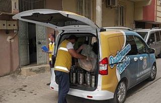 İftarlık sıcak yemekler evlere ulaştırılıyor