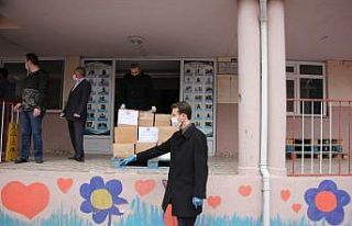 İhtiyaçlı ailelere 5 bin yardım kolisi ile 320...