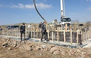 İlçede akaryakıt istasyonu bulunmuyor