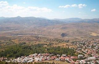 İliç’te kıraathane, berber ve kuaförlere bin...