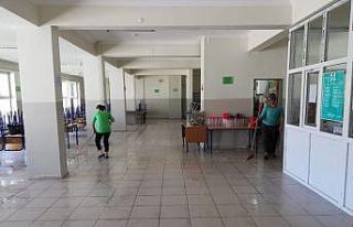 İnfaz koruma memurları, kaldıkları yurtların...