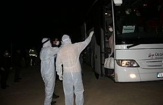 İngiltere’ye turist olarak gitmişlerdi, 61 Türk...