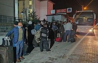 Irak’tan getirilen 334 Türk işçi Kütahya’daki...