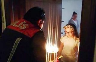 Irmak’a doğum günü pastası Yunuslardan