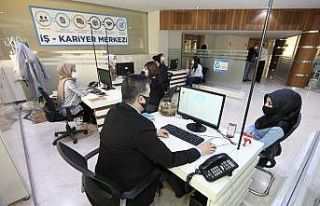 İş ve kariyer merkezi istihdamda büyük rol oynuyor