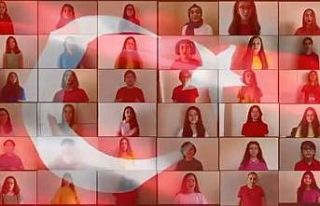 İskender Paydaş, çocuklarla "100 kere 23 Nisan"...