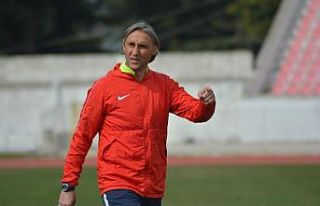 Isparta 32 Spor Teknik Direktörü Kul: "Bu yolun...