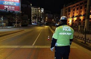 İstanbul’da sokağa çıkma kısıtlaması denetimi...