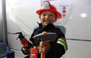 İtfaiyeci olmayı hedefleyen miniği sevindiren ziyaret