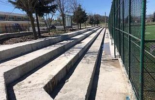 İvrindi stadına 500 kişilik tribün