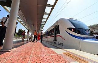 İZBAN’dan sokağa çıkma kısıtlaması sefer...