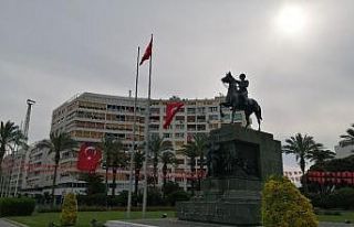 İzmir’de sessiz 23 Nisan