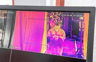 İzmirlilerin ateşi termal kameralarla ölçülüyor