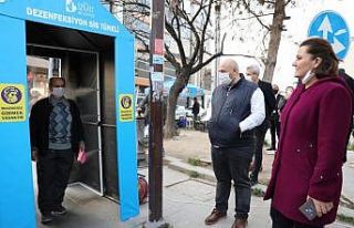 İzmit Belediyesi bir ‘dezenfeksiyon sis tüneli’ni...
