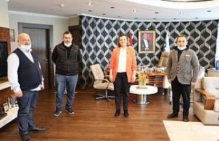 İzmitli ticari taksiler sağlık çalışanlarını...